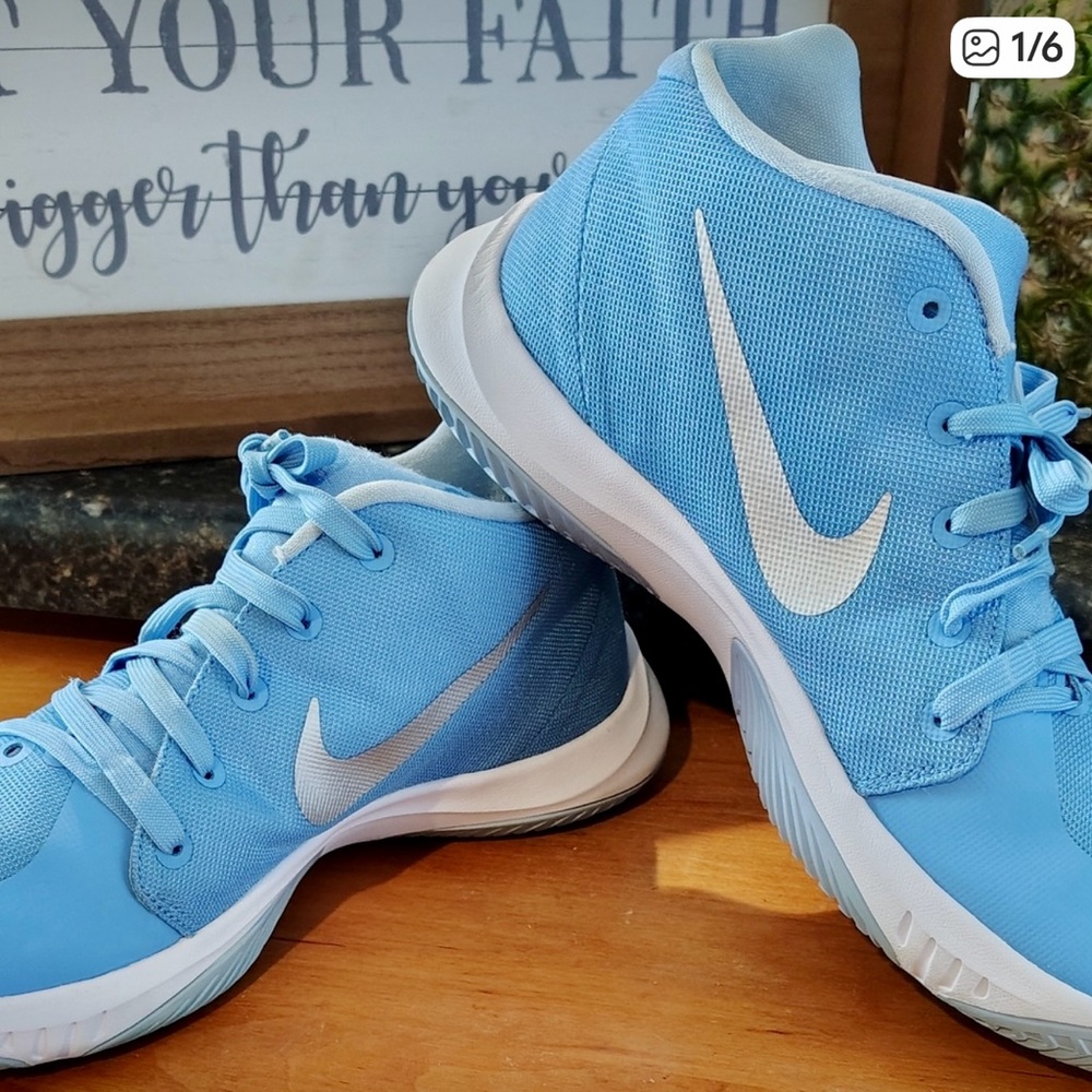 Nike Athletic Shoes men’s size 8